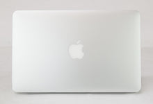 Load image into Gallery viewer, Apple MacBookAir9,1 2020 13.3 in (Gold)
